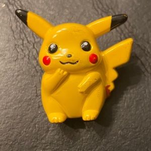 Vintage Pikachu Hair Clip